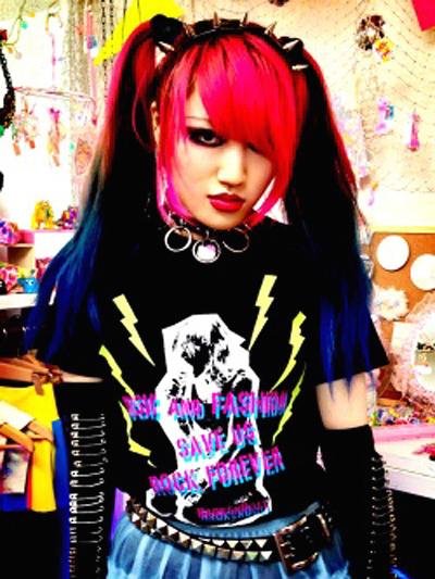 "INAZUMA" Rock Girl T-Shirt / Broken Doll
